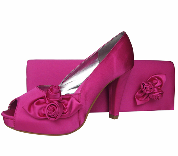 ladies fuschia sandals