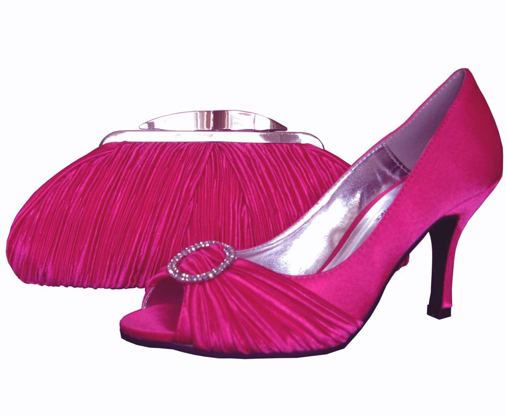 fuchsia color shoes