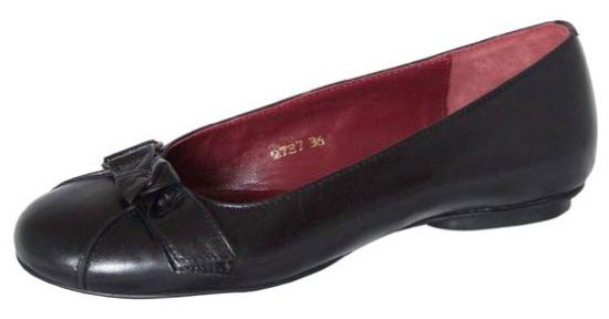 Ladies Black Leather Flat Shoes | Sole Divas